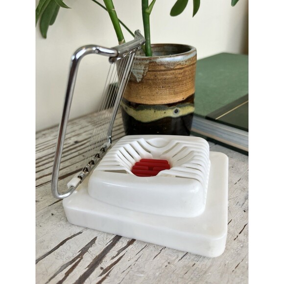 Vintage Appetito Egg Slicer/Pricker / Farmhouse Kitchen / Retro GOOD - Picture 2 of 5